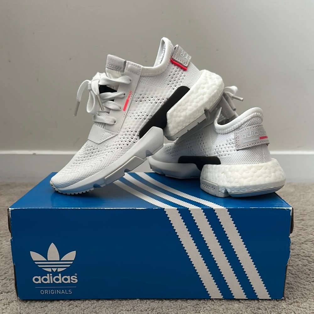 Adidas women 7 | junior 5.5